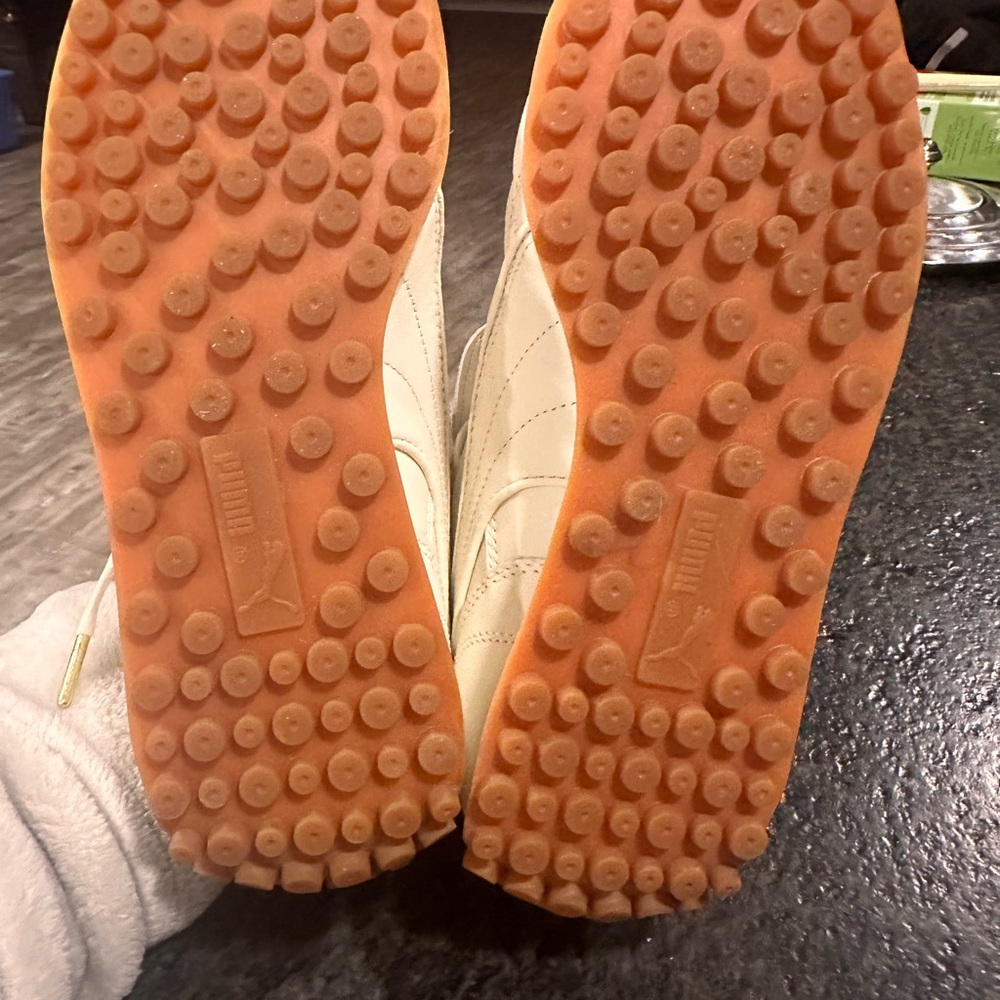 Puma fenty tennis shoes in excellent condition - Picture 6 of 6